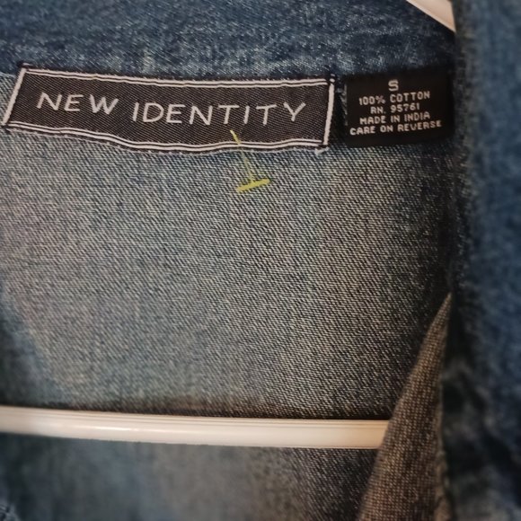 NEW‎ IDENTITY Denim Jacket sz Small - Picture 3 of 6